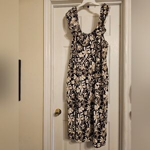 NWOT Ava & Viv Ruffled Floral-patterned Dress.  Size:3XL.
